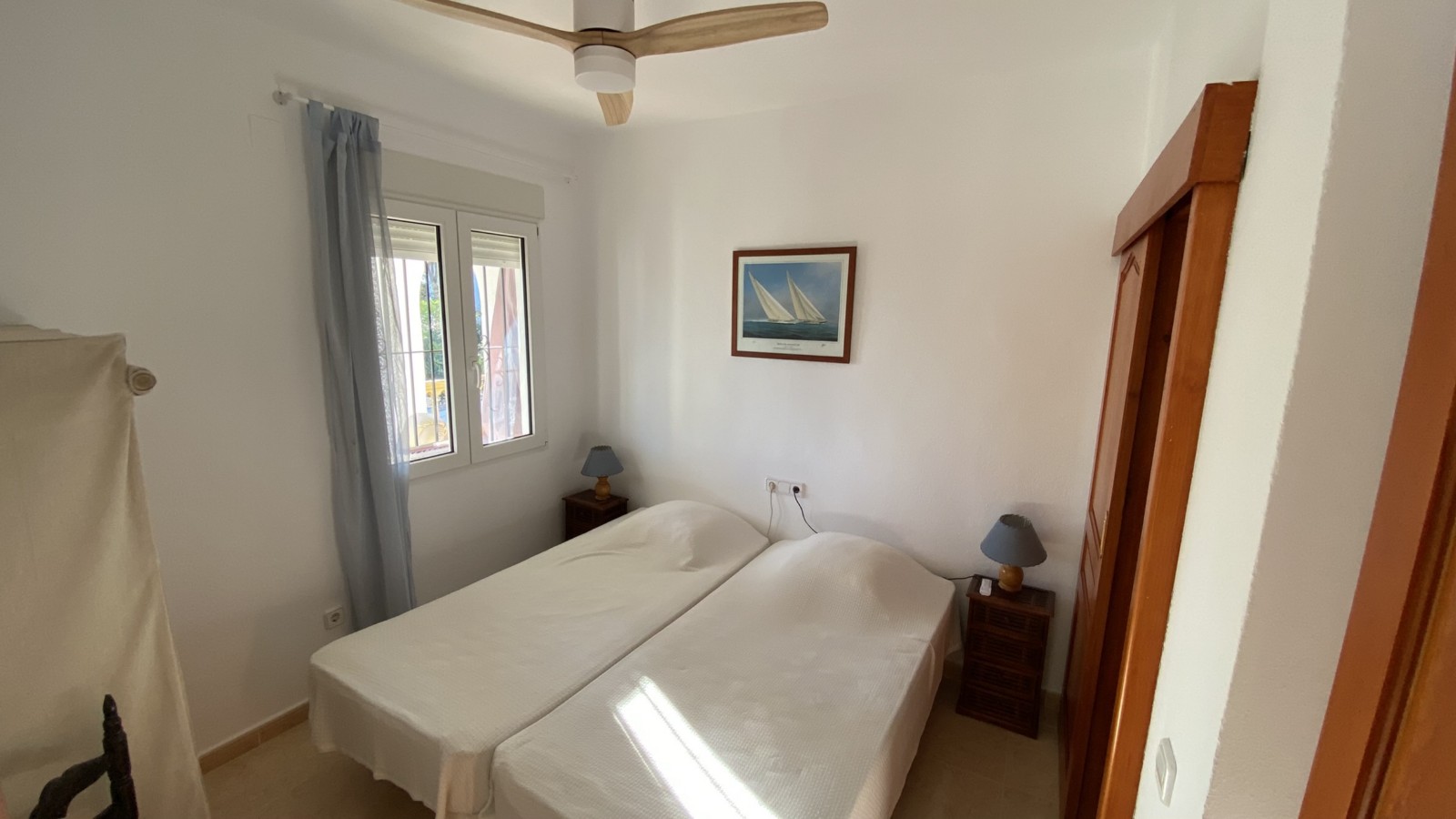 Villa con 3 dormitorios y piscina privada en la Fustera