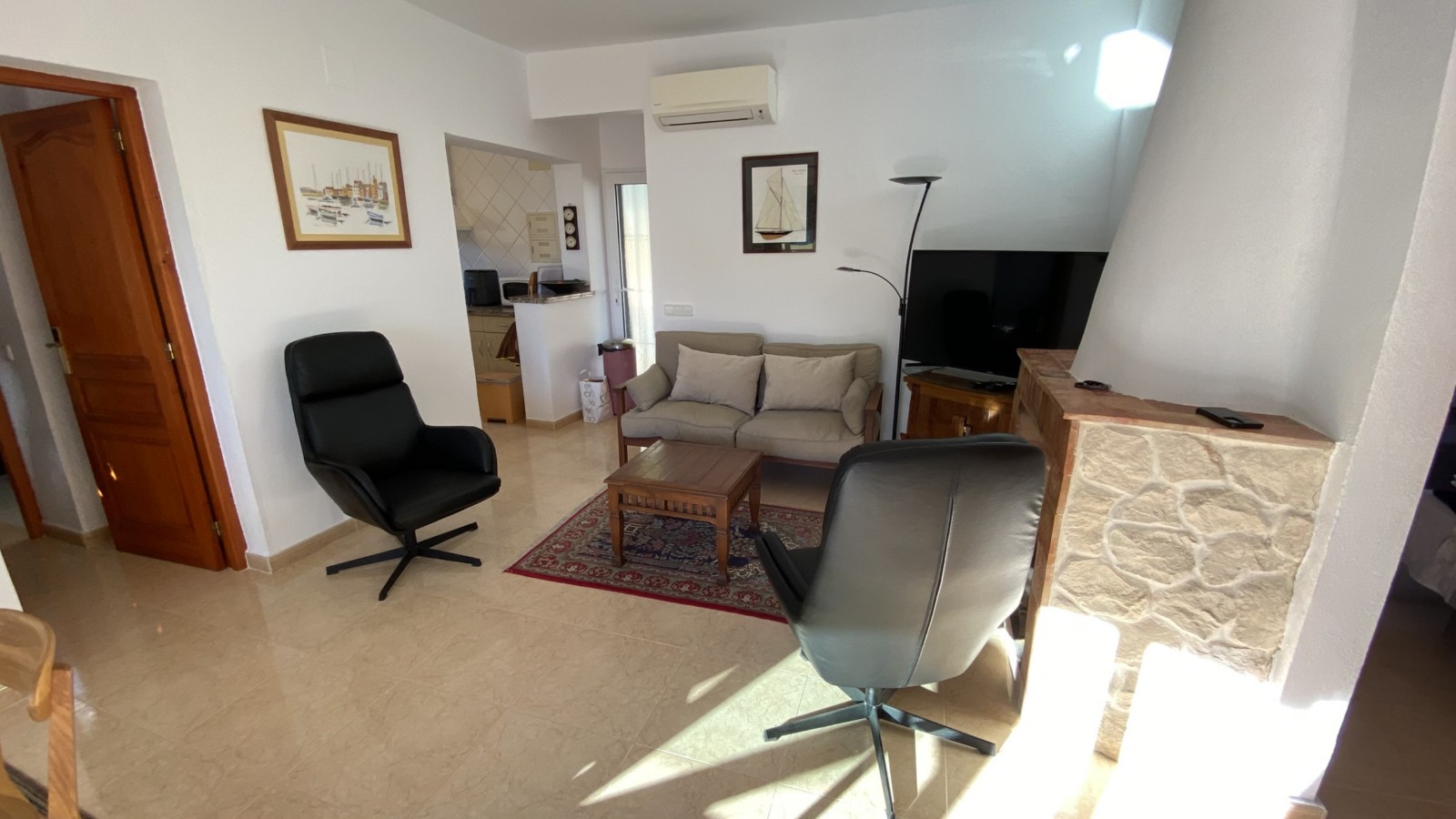 Villa con 3 dormitorios y piscina privada en la Fustera