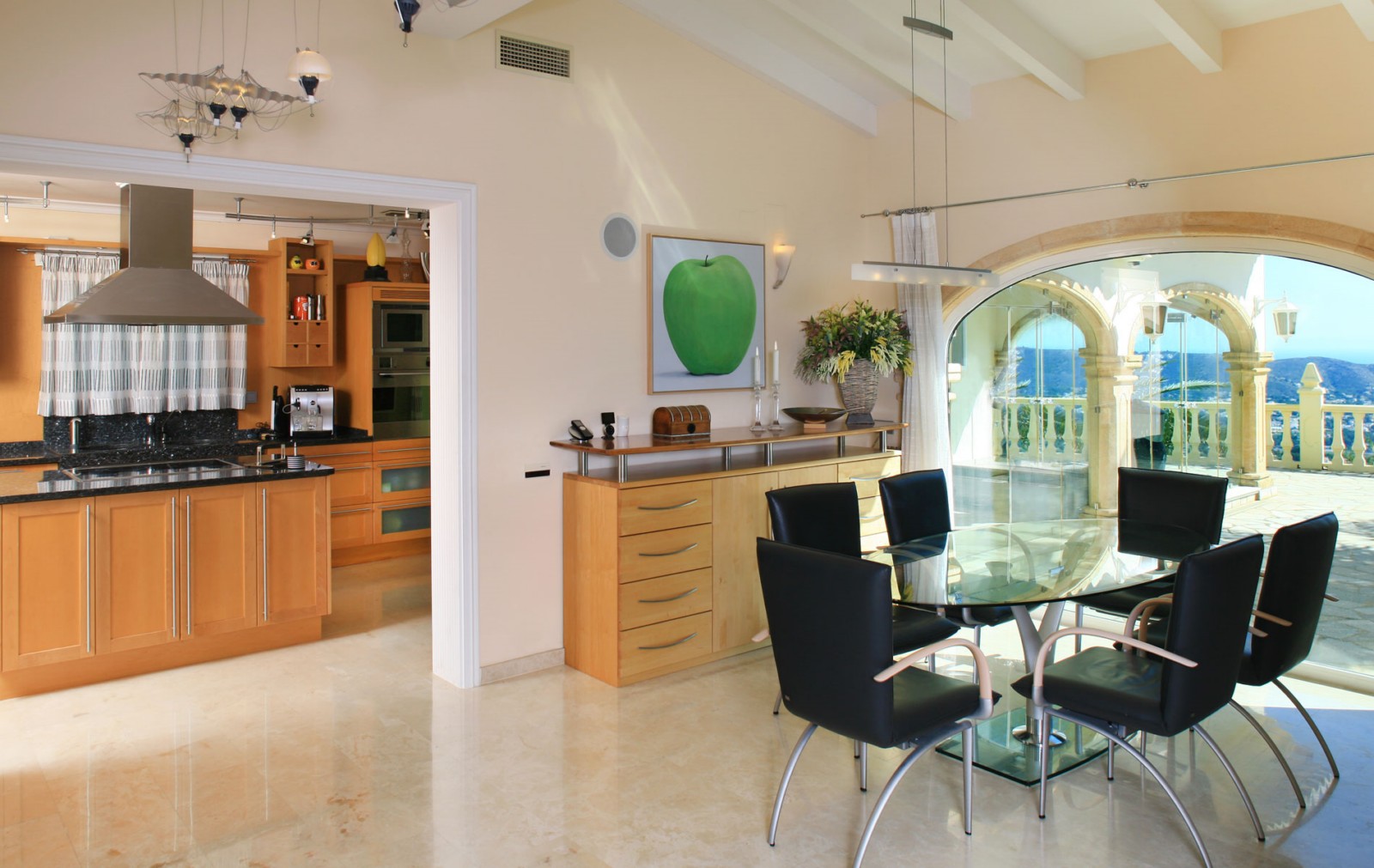 Chalet en venta con 4 dormitorios en Moraira  Benimeit
