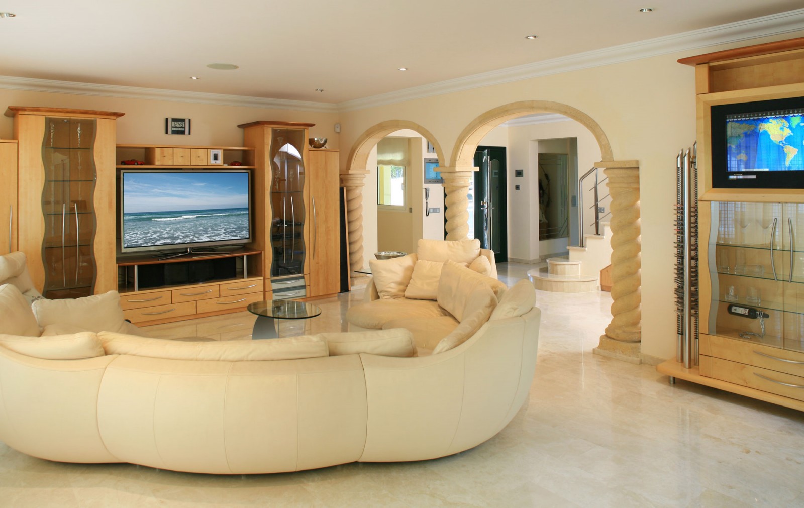 Chalet en venta con 4 dormitorios en Moraira  Benimeit