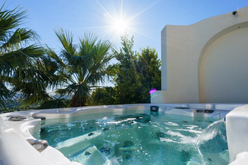 VILLA EN ALTEA