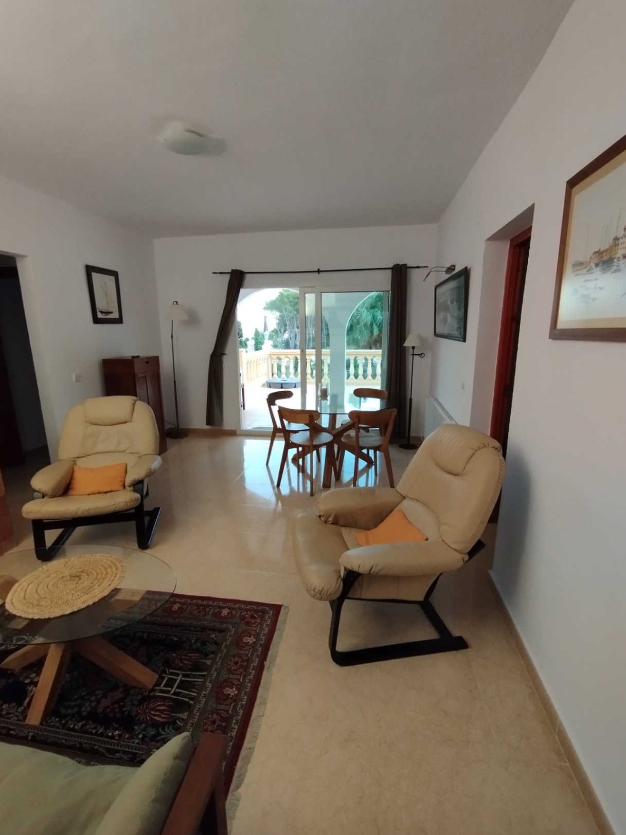 Villa con 3 dormitorios y piscina privada en la Fustera