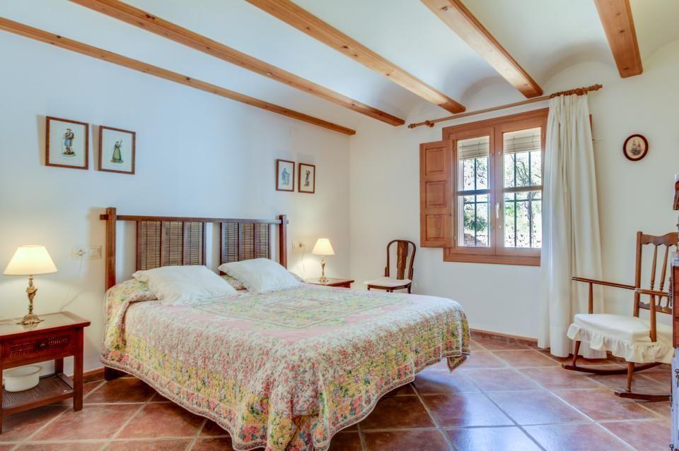 BONITA FINCA CON PISCINA PRIVADA SITUADA EN BENISSA