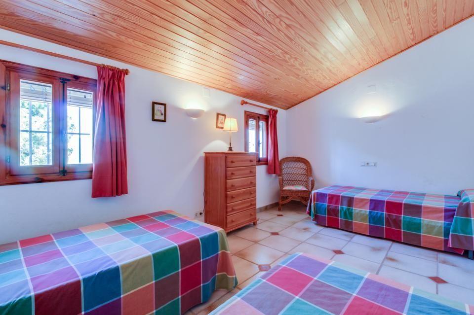 BONITA FINCA CON PISCINA PRIVADA SITUADA EN BENISSA
