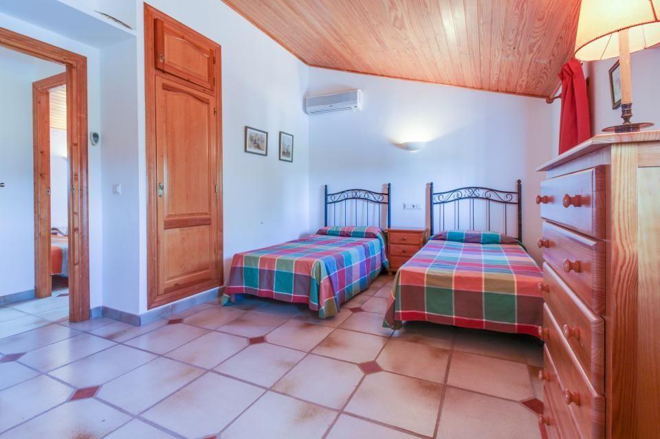 BONITA FINCA CON PISCINA PRIVADA SITUADA EN BENISSA
