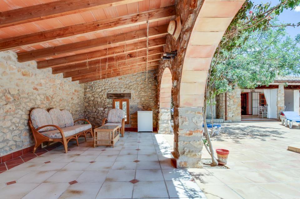 BONITA FINCA CON PISCINA PRIVADA SITUADA EN BENISSA