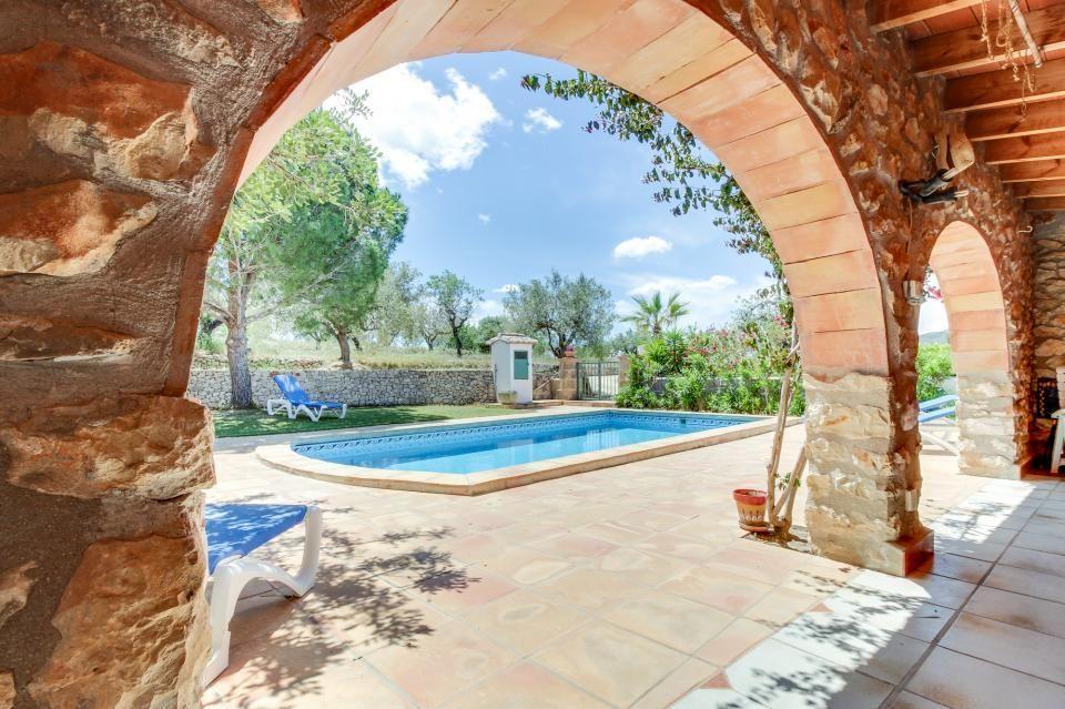 BONITA FINCA CON PISCINA PRIVADA SITUADA EN BENISSA