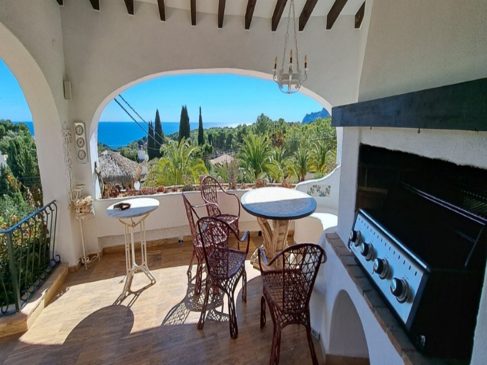 VILLA PARA 6 PERSONAS CON MUY BUENAS VISTAS AL MAR