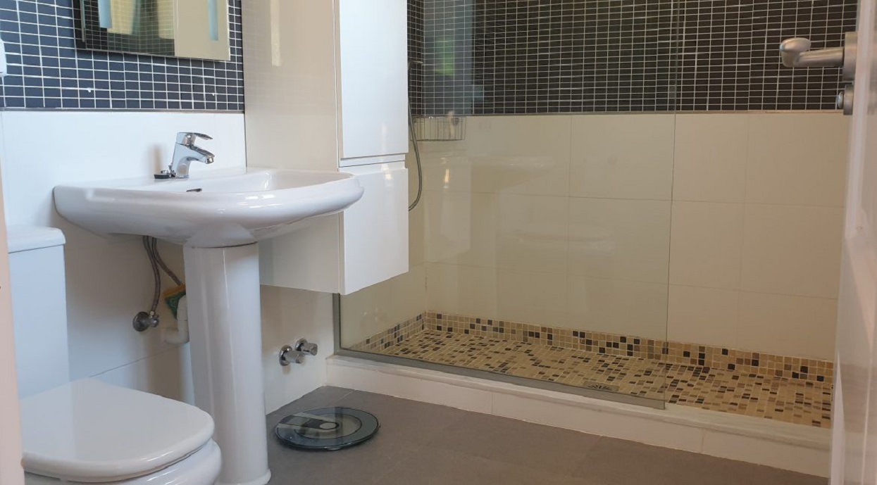 VILLA EN LA FUSTERA CON PISCINA PRIVADA PARA 6 PERSONAS