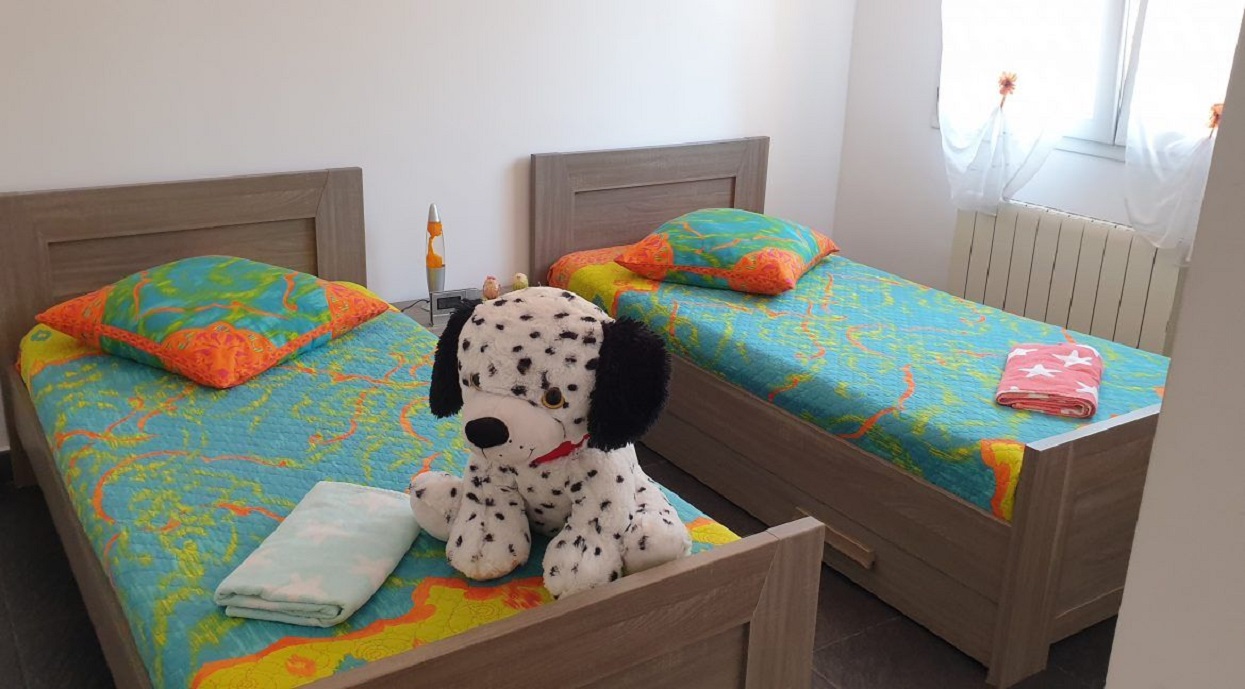 VILLA EN LA FUSTERA CON PISCINA PRIVADA PARA 6 PERSONAS